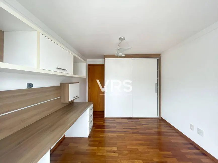 Apartamento com 3 quartos para alugar, 105m2 em Agriões, Teresopolis - RJ - imagem 8 Foto 8 de Apartamento com 3 quartos para alugar, 105m2 em Agriões, Teresopolis - RJ