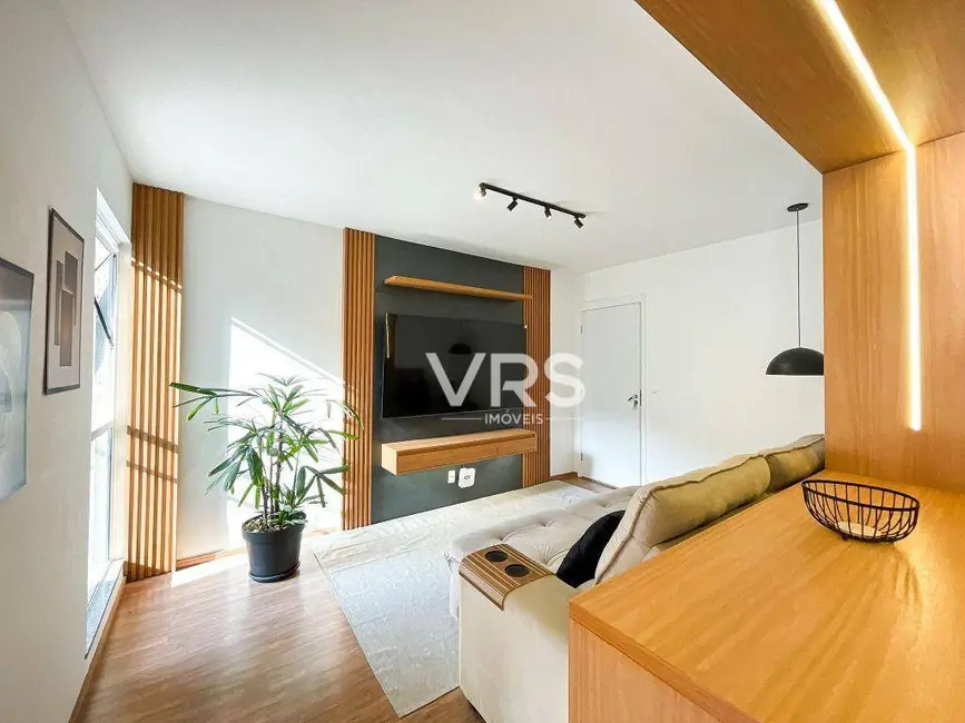 Foto 1 de Apartamento com 2 quartos à venda, 47m2 em Ermitage, Teresopolis - RJ
