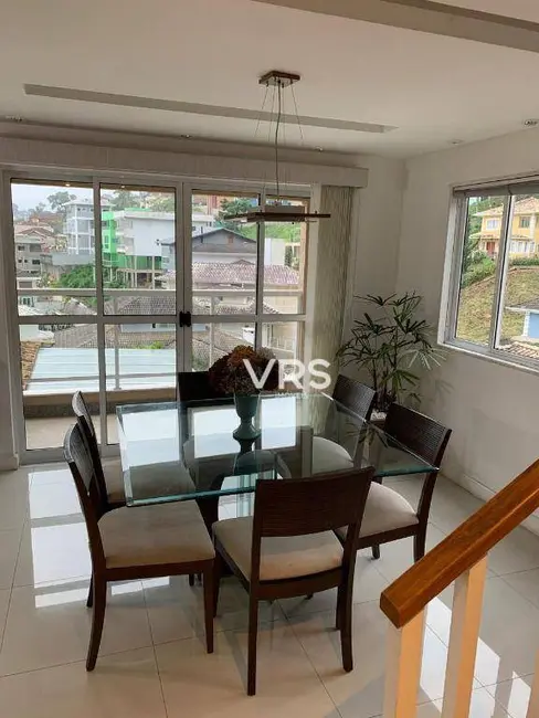 Casa de Condomínio com 4 quartos à venda, 360m2 em Tijuca, Teresopolis - RJ - imagem 7 Foto 7 de Casa de Condomínio com 4 quartos à venda, 360m2 em Tijuca, Teresopolis - RJ