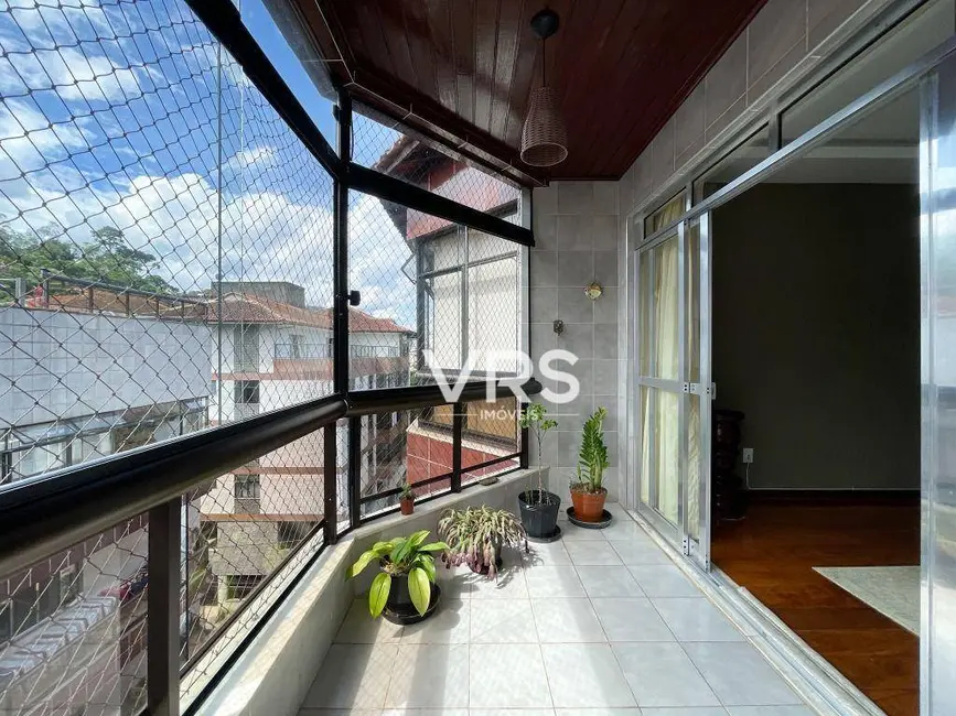 Apartamento com 3 quartos à venda, 131m2 em Alto, Teresopolis - RJ - imagem 6 Foto 6 de Apartamento com 3 quartos à venda, 131m2 em Alto, Teresopolis - RJ