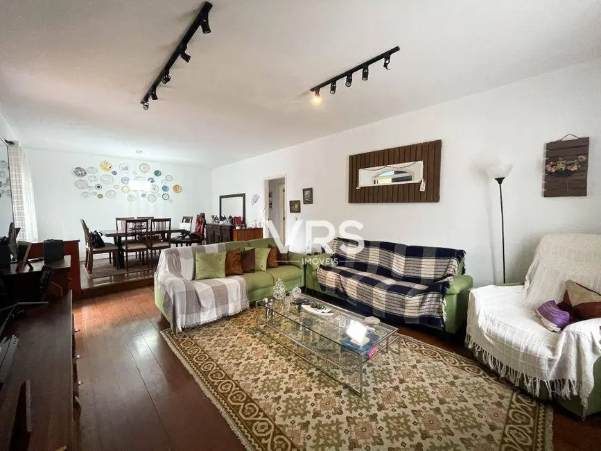 Foto 2 de Casa com 4 quartos à venda, 310m2 em Bom Retiro, Teresopolis - RJ