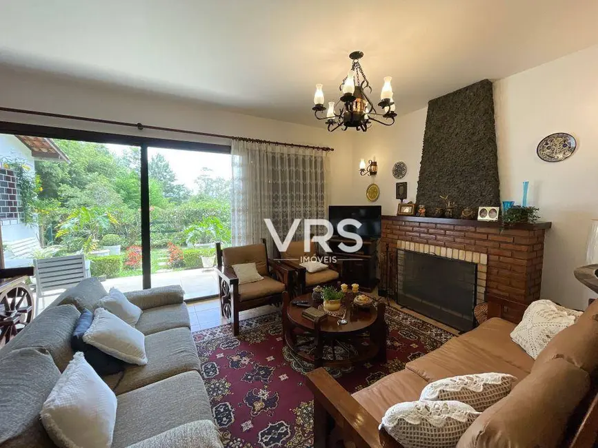 Foto 7 de Casa de Condomínio com 6 quartos à venda, 300m2 em Granja Guarani, Teresopolis - RJ