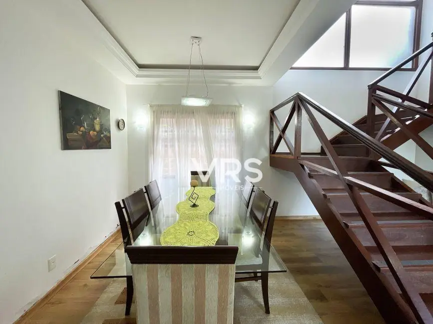 Casa de Condomínio com 4 quartos à venda, 800m2 em Cascata do Imbuí, Teresopolis - RJ - imagem 6 Foto 6 de Casa de Condomínio com 4 quartos à venda, 800m2 em Cascata do Imbuí, Teresopolis - RJ