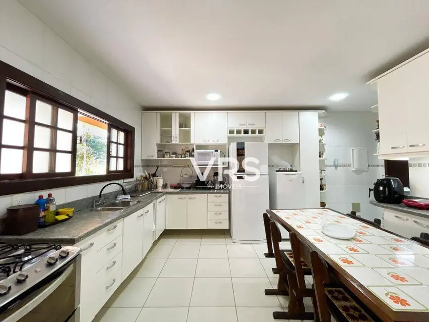 Casa de Condomínio com 4 quartos à venda, 800m2 em Cascata do Imbuí, Teresopolis - RJ - imagem 9 Foto 9 de Casa de Condomínio com 4 quartos à venda, 800m2 em Cascata do Imbuí, Teresopolis - RJ