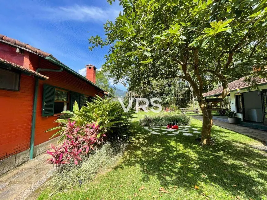 Foto 4 de Casa com 5 quartos à venda, 2120m2 em Carlos Guinle, Teresopolis - RJ