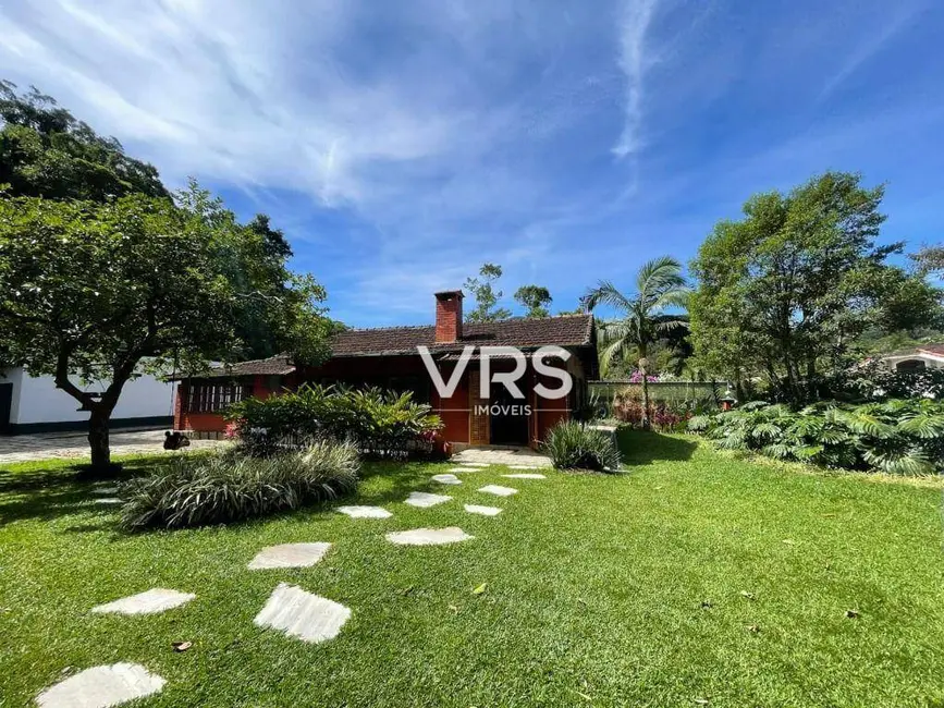 Foto 9 de Casa com 5 quartos à venda, 2120m2 em Carlos Guinle, Teresopolis - RJ