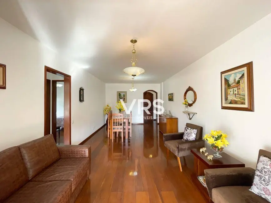 Apartamento com 2 quartos à venda, 74m2 em Várzea, Teresopolis - RJ - imagem 2 Foto 2 de Apartamento com 2 quartos à venda, 74m2 em Várzea, Teresopolis - RJ