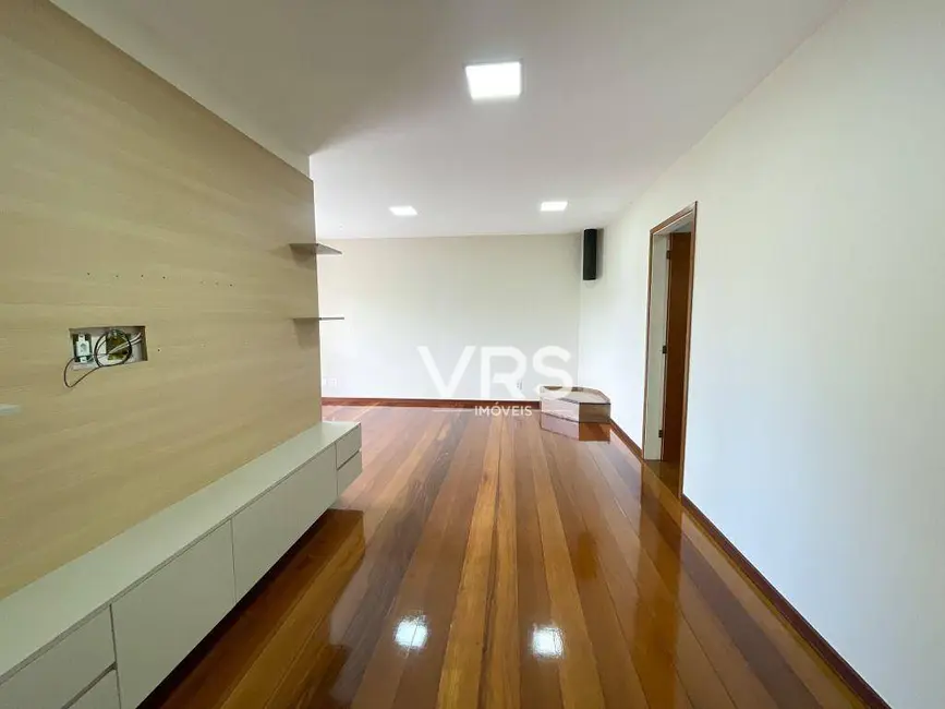 Foto 3 de Apartamento com 2 quartos à venda, 80m2 em Várzea, Teresopolis - RJ