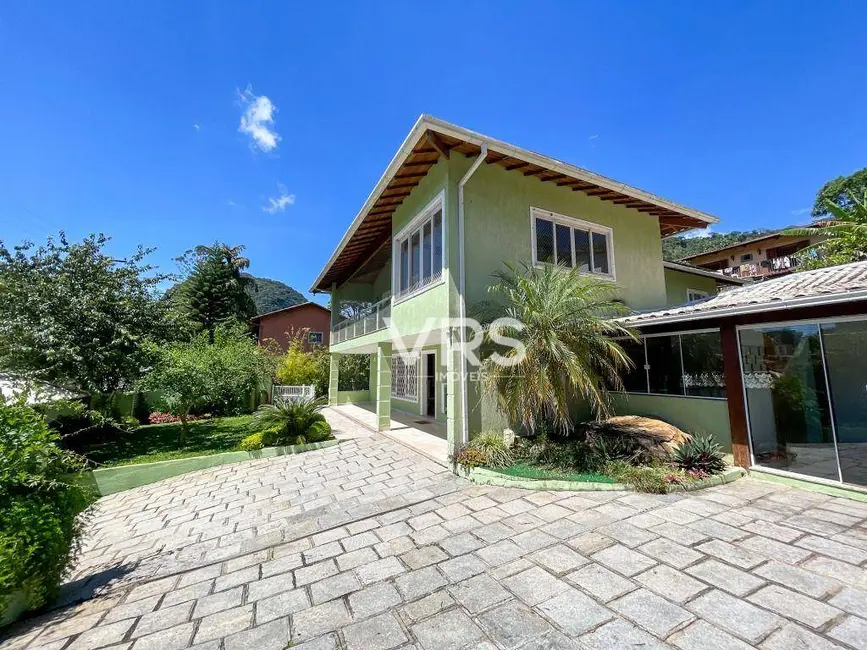 Foto 2 de Casa com 4 quartos à venda, 623m2 em Parque do Ingá, Teresopolis - RJ