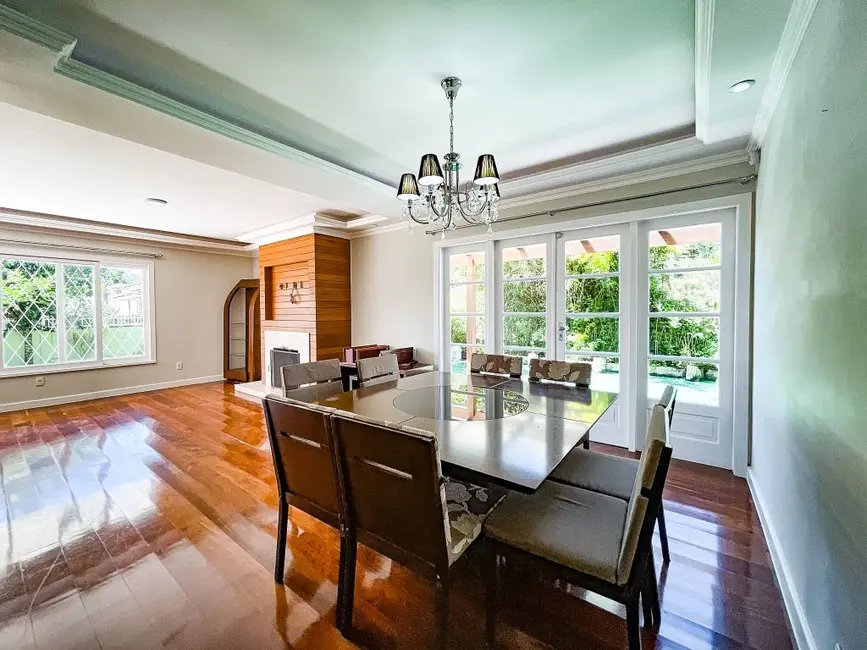 Foto 7 de Casa com 4 quartos à venda, 623m2 em Parque do Ingá, Teresopolis - RJ