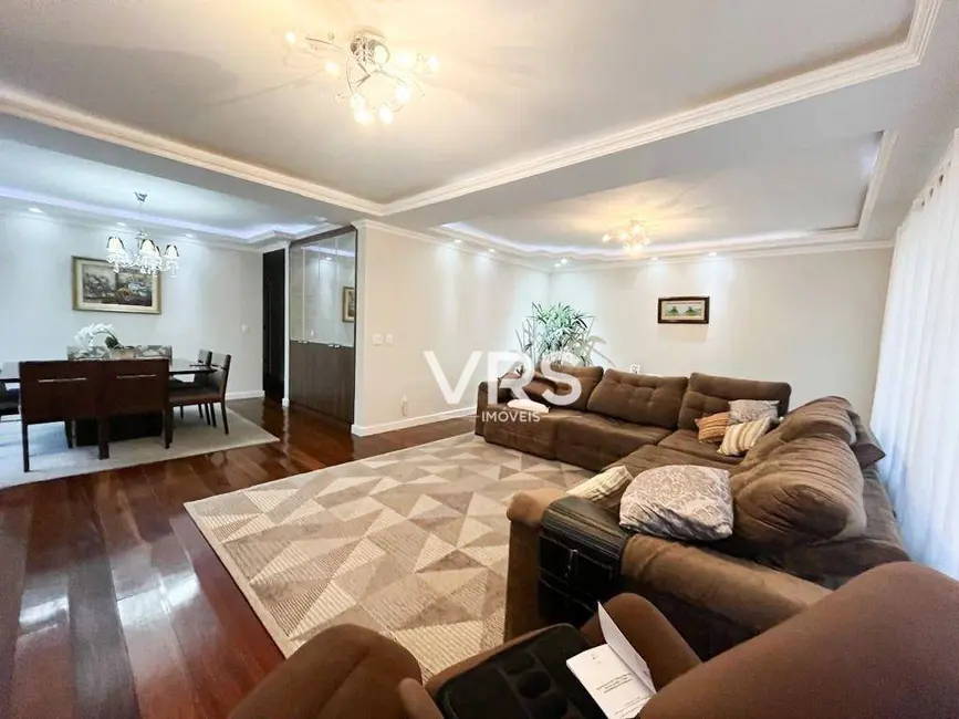 Casa com 4 quartos à venda, 986m2 em Parque do Ingá, Teresopolis - RJ - imagem 7 Foto 7 de Casa com 4 quartos à venda, 986m2 em Parque do Ingá, Teresopolis - RJ