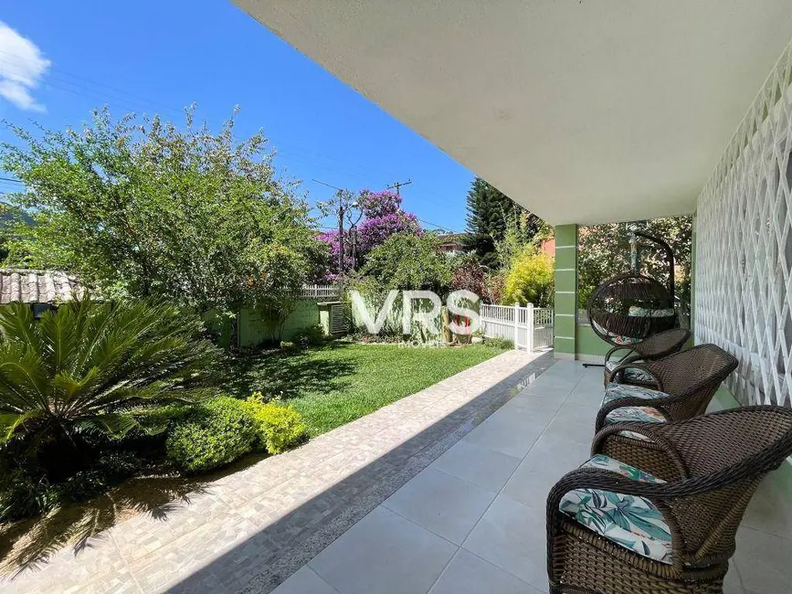 Casa com 4 quartos à venda, 986m2 em Parque do Ingá, Teresopolis - RJ - imagem 5 Foto 5 de Casa com 4 quartos à venda, 986m2 em Parque do Ingá, Teresopolis - RJ