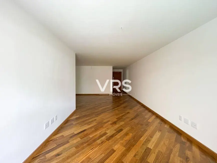 Foto 2 de Apartamento com 3 quartos à venda, 155m2 em Agriões, Teresopolis - RJ