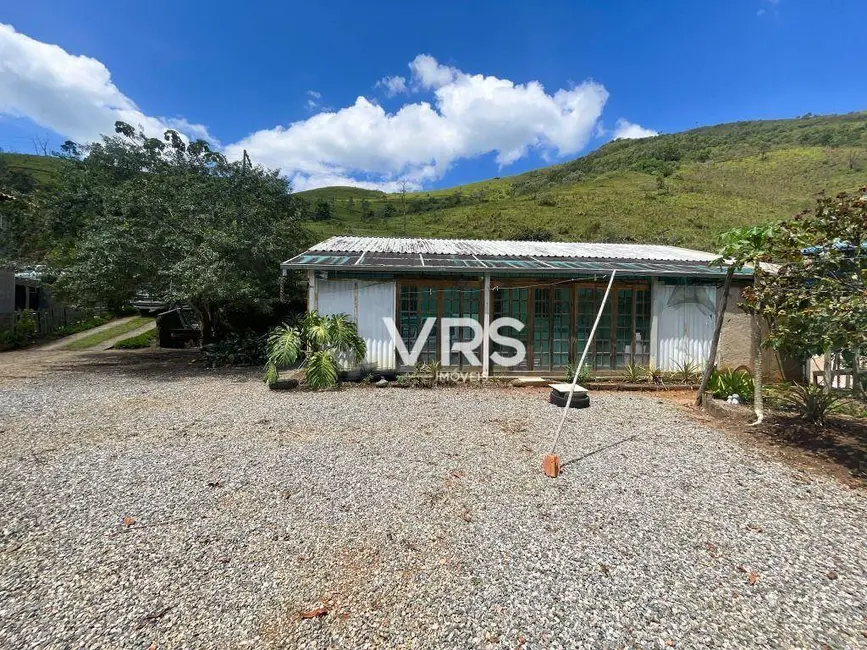 Foto 2 de Casa com 3 quartos à venda, 2370m2 em Campo Limpo, Teresopolis - RJ