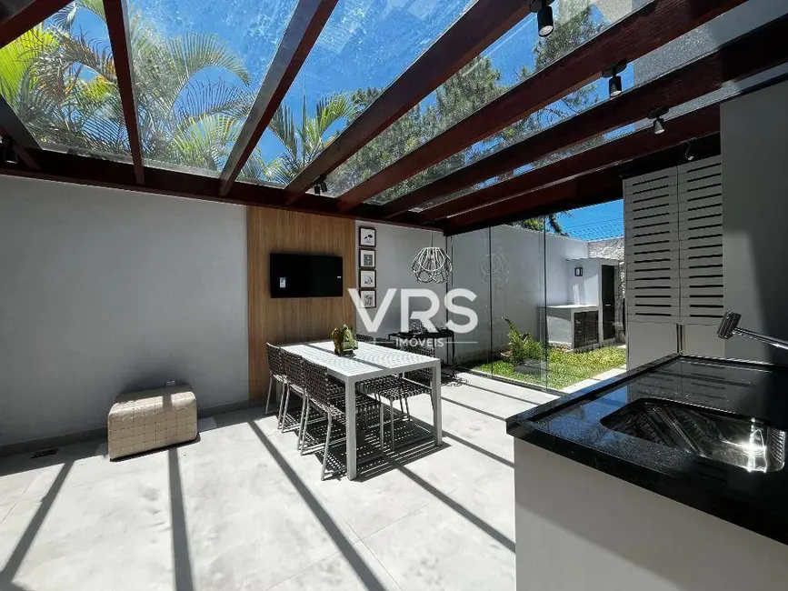 Foto 4 de Casa de Condomínio com 4 quartos à venda, 203m2 em Tijuca, Teresopolis - RJ