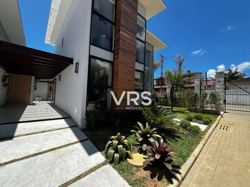 Foto 6 de Casa de Condomínio com 4 quartos à venda, 203m2 em Tijuca, Teresopolis - RJ
