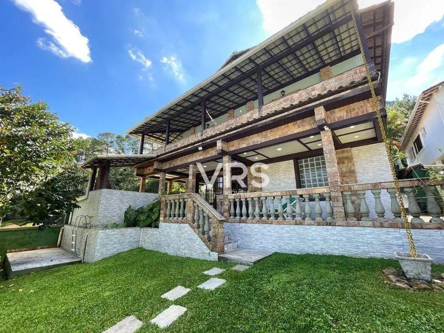 Foto 1 de Casa com 4 quartos à venda, 596m2 em Carlos Guinle, Teresopolis - RJ