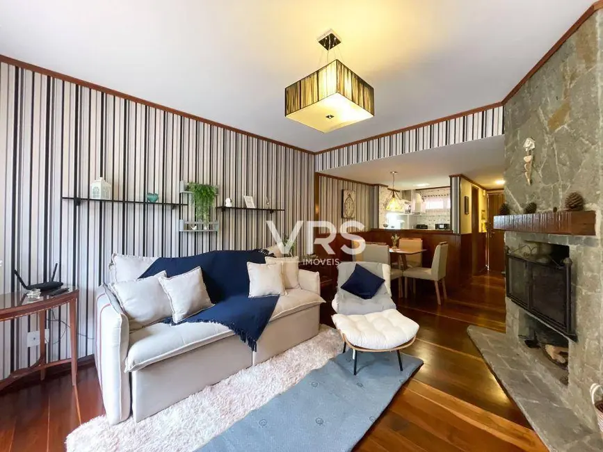 Foto 1 de Apartamento com 2 quartos para alugar, 65m2 em Albuquerque, Teresopolis - RJ