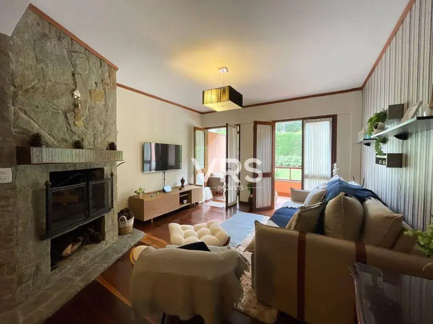 Foto 2 de Apartamento com 2 quartos para alugar, 65m2 em Albuquerque, Teresopolis - RJ