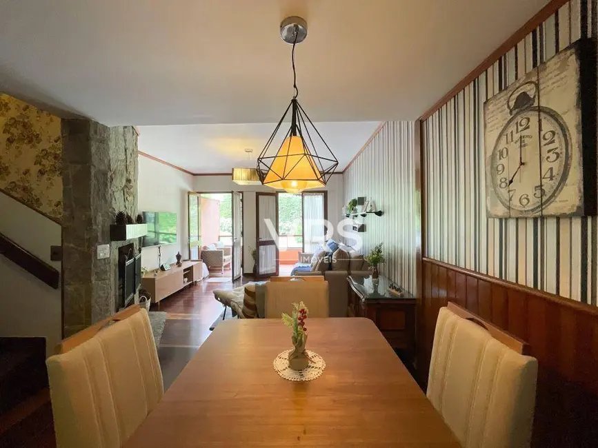 Apartamento com 2 quartos para alugar, 65m2 em Albuquerque, Teresopolis - RJ - imagem 7 Foto 7 de Apartamento com 2 quartos para alugar, 65m2 em Albuquerque, Teresopolis - RJ