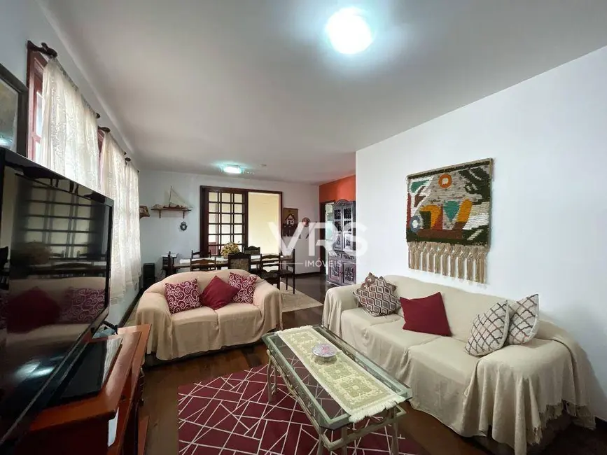 Foto 1 de Casa de Condomínio com 3 quartos à venda em Alto, Teresopolis - RJ