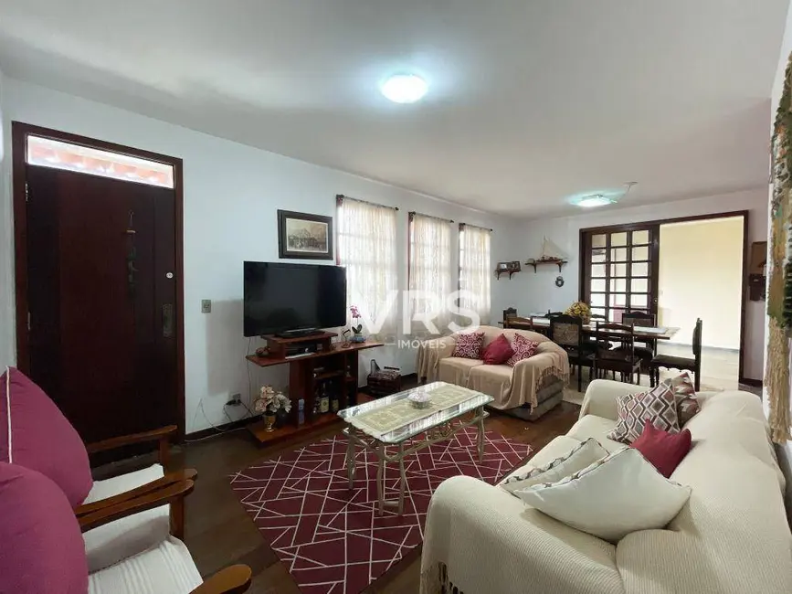 Casa de Condomínio com 3 quartos à venda em Alto, Teresopolis - RJ - imagem 3 Foto 3 de Casa de Condomínio com 3 quartos à venda em Alto, Teresopolis - RJ