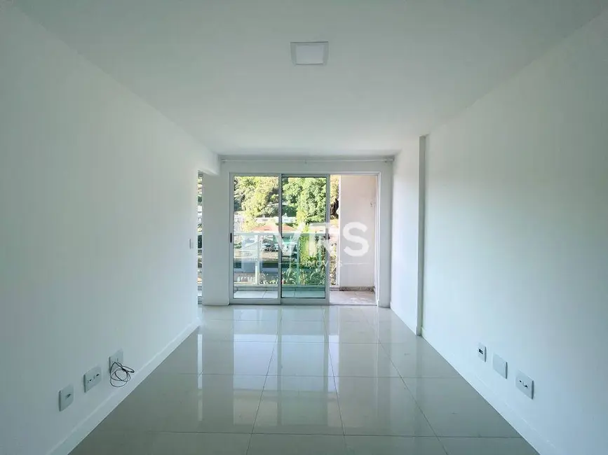 Foto 2 de Apartamento com 1 quarto à venda, 52m2 em Várzea, Teresopolis - RJ