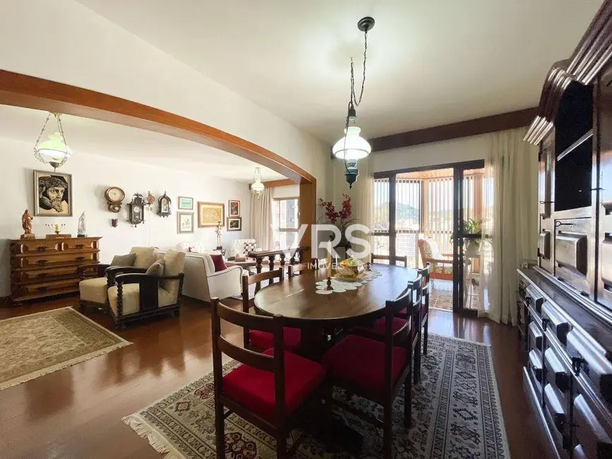 Foto 7 de Apartamento com 4 quartos à venda, 167m2 em Agriões, Teresopolis - RJ