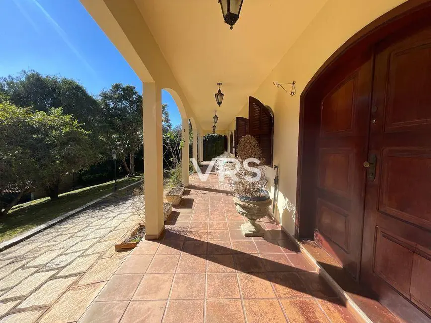 Foto 8 de Casa com 4 quartos à venda, 1000m2 em Albuquerque, Teresopolis - RJ