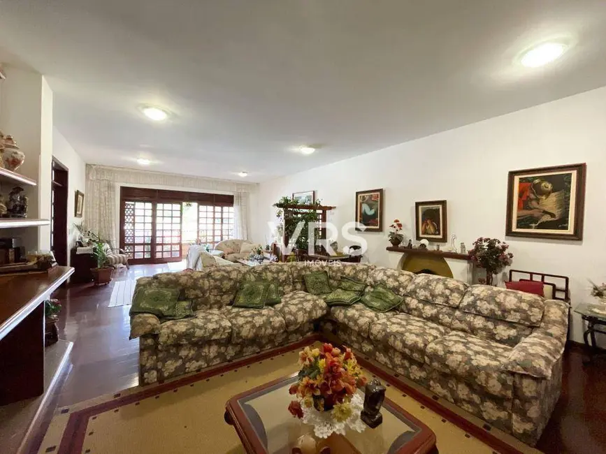 Cobertura com 5 quartos à venda, 2450m2 em Nossa Senhora de Fátima, Teresopolis - RJ - imagem 7 Foto 7 de Cobertura com 5 quartos à venda, 2450m2 em Nossa Senhora de Fátima, Teresopolis - RJ