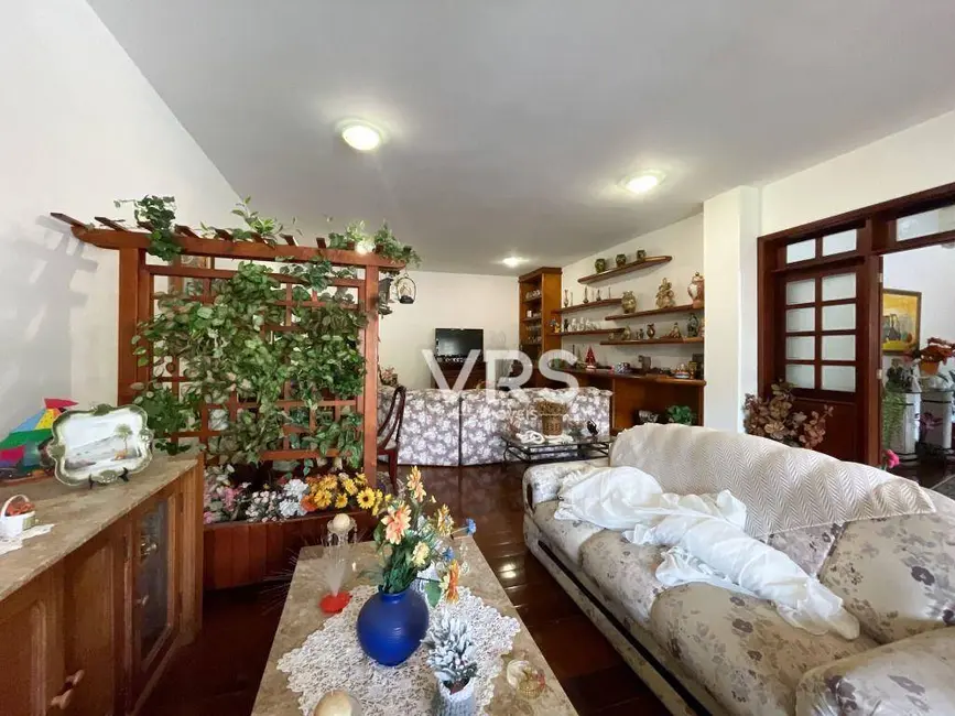 Foto 2 de Cobertura com 5 quartos à venda, 2450m2 em Nossa Senhora de Fátima, Teresopolis - RJ
