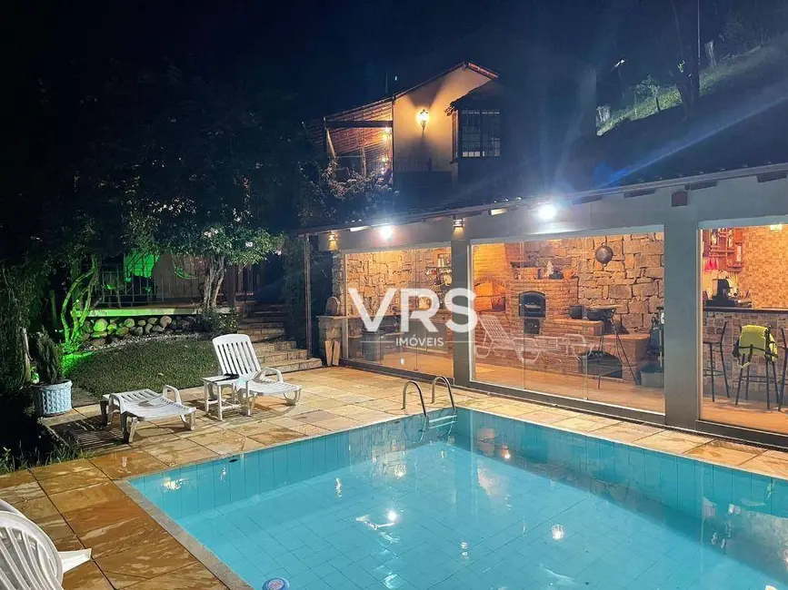 Foto 6 de Casa com 5 quartos à venda, 7500m2 em Parque do Imbui, Teresopolis - RJ