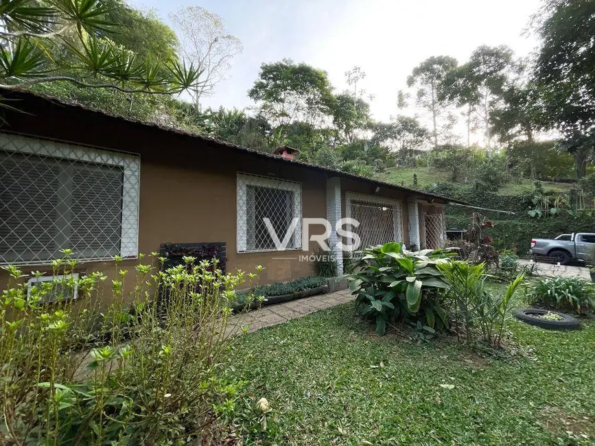 Foto 6 de Casa com 3 quartos à venda e para alugar, 1770m2 em Granja Florestal, Teresopolis - RJ