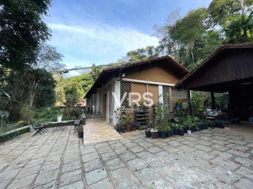 Foto 3 de Casa com 3 quartos à venda e para alugar, 1770m2 em Granja Florestal, Teresopolis - RJ