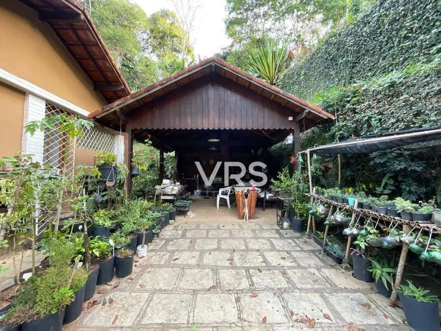 Foto 4 de Casa com 3 quartos à venda e para alugar, 1770m2 em Granja Florestal, Teresopolis - RJ