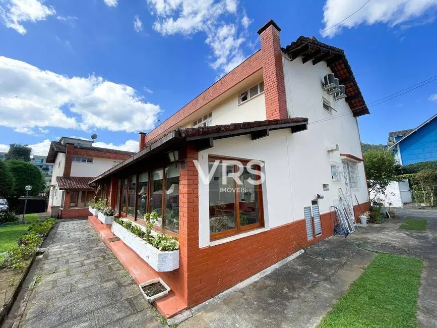 Foto 1 de Casa de Condomínio com 3 quartos à venda, 65m2 em Alto, Teresopolis - RJ