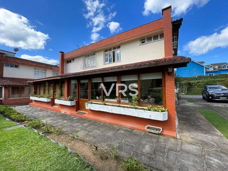Foto 2 de Casa de Condomínio com 3 quartos à venda, 65m2 em Alto, Teresopolis - RJ