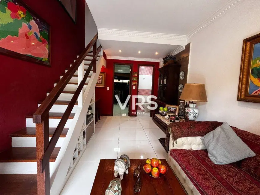 Casa de Condomínio com 3 quartos à venda, 40m2 em Pimenteiras, Teresopolis - RJ - imagem 5 Foto 5 de Casa de Condomínio com 3 quartos à venda, 40m2 em Pimenteiras, Teresopolis - RJ