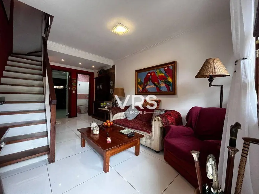 Casa de Condomínio com 3 quartos à venda, 40m2 em Pimenteiras, Teresopolis - RJ - imagem 2 Foto 2 de Casa de Condomínio com 3 quartos à venda, 40m2 em Pimenteiras, Teresopolis - RJ