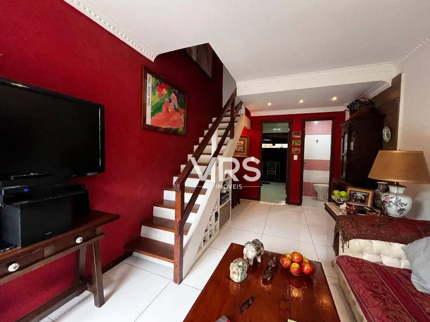 Casa de Condomínio com 3 quartos à venda, 40m2 em Pimenteiras, Teresopolis - RJ - imagem 4 Foto 4 de Casa de Condomínio com 3 quartos à venda, 40m2 em Pimenteiras, Teresopolis - RJ