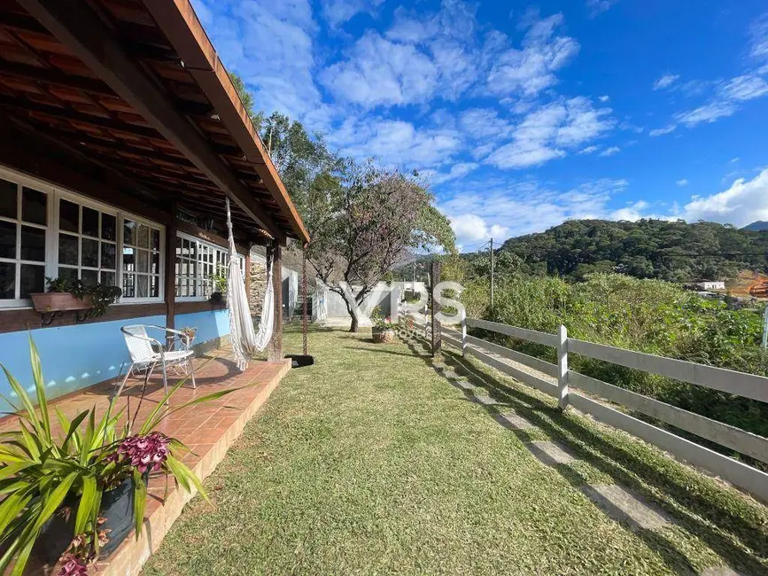 Foto 2 de Casa com 5 quartos à venda, 1400m2 em Golfe, Teresopolis - RJ