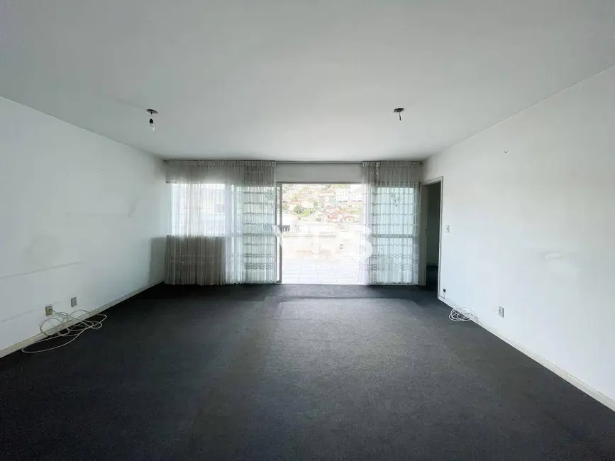 Cobertura com 3 quartos à venda, 88m2 em Várzea, Teresopolis - RJ - imagem 1 Foto 1 de Cobertura com 3 quartos à venda, 88m2 em Várzea, Teresopolis - RJ