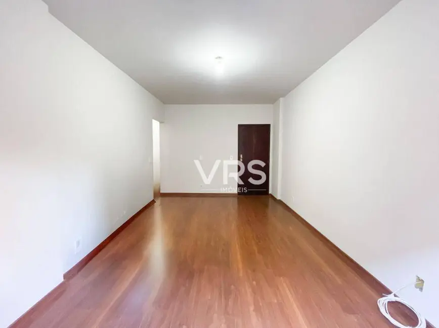Foto 2 de Apartamento com 1 quarto à venda, 4416m2 em Várzea, Teresopolis - RJ