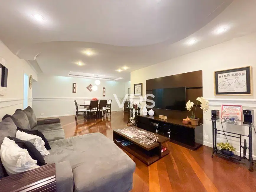 Foto 7 de Apartamento com 3 quartos à venda, 174m2 em Várzea, Teresopolis - RJ