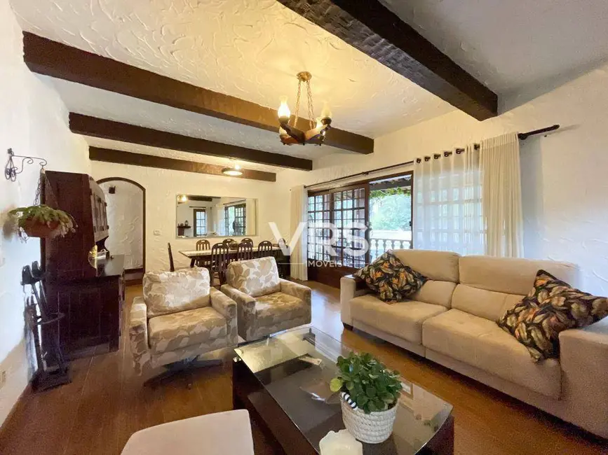 Foto 1 de Casa com 3 quartos à venda, 737m2 em Carlos Guinle, Teresopolis - RJ