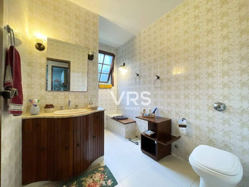 Foto 8 de Casa com 3 quartos à venda, 737m2 em Carlos Guinle, Teresopolis - RJ