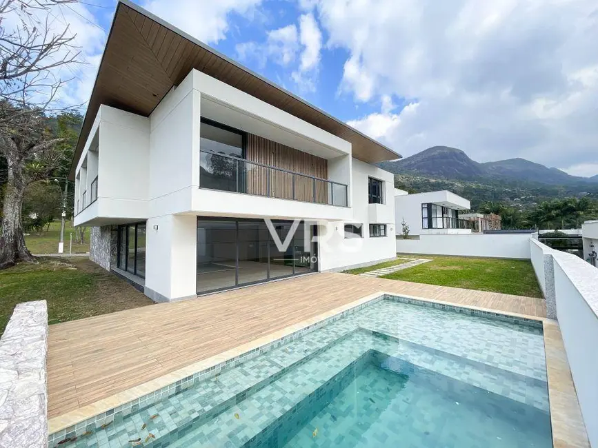 Foto 1 de Casa de Condomínio com 4 quartos à venda, 980m2 em Quebra Frascos, Teresopolis - RJ