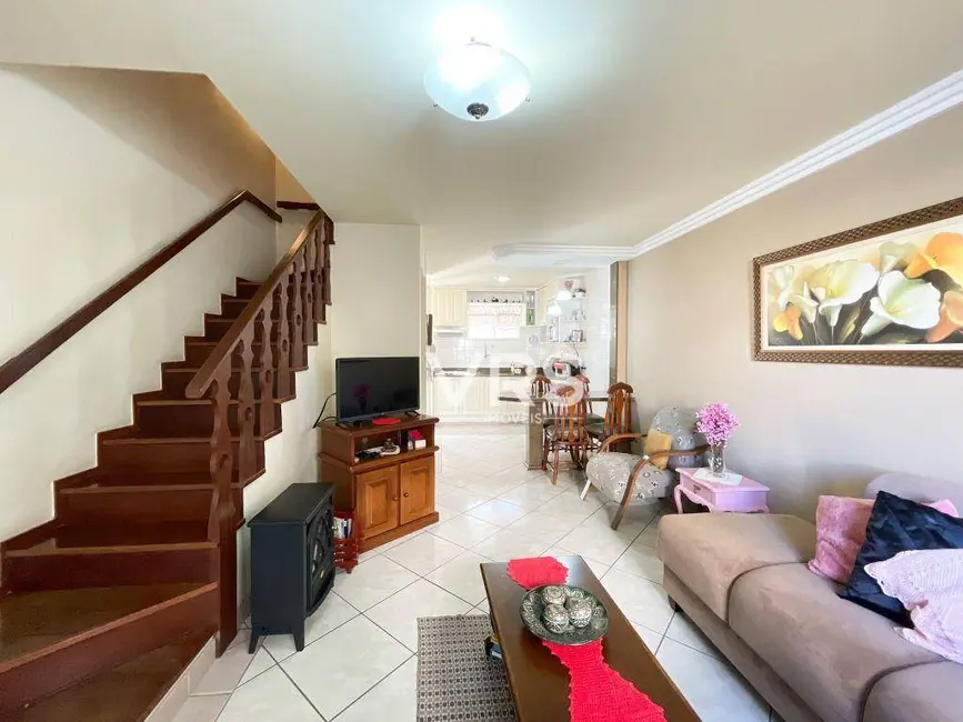 Foto 1 de Casa de Condomínio com 3 quartos à venda, 6700m2 em Tijuca, Teresopolis - RJ