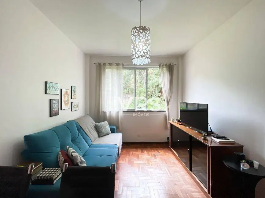 Apartamento com 2 quartos à venda, 42m2 em Alto, Teresopolis - RJ - imagem 3 Foto 3 de Apartamento com 2 quartos à venda, 42m2 em Alto, Teresopolis - RJ