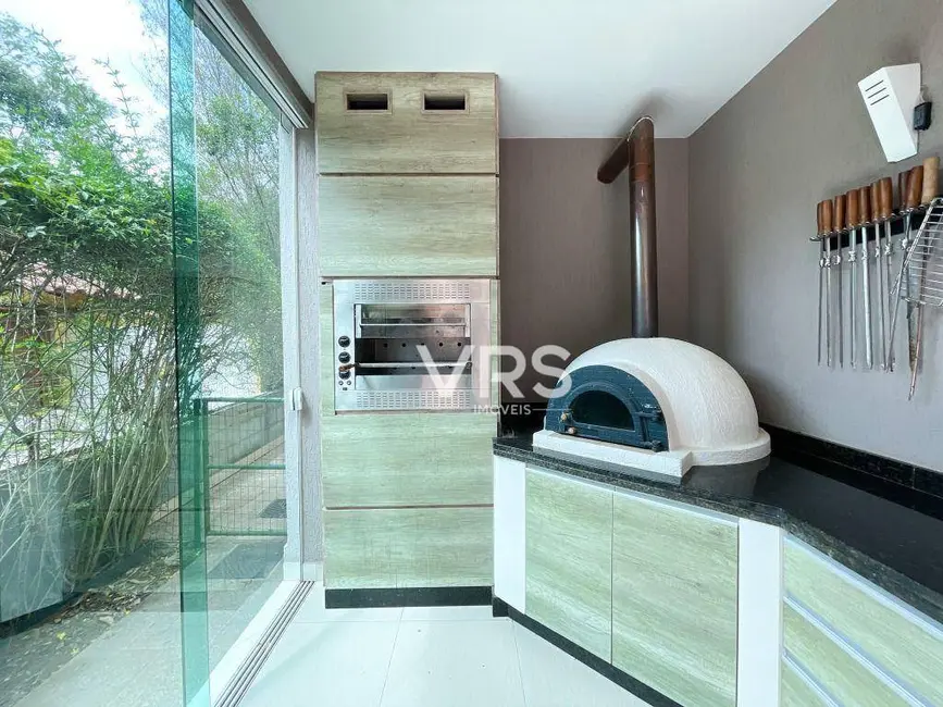 Foto 5 de Casa de Condomínio com 4 quartos à venda, 300m2 em Posse, Teresopolis - RJ